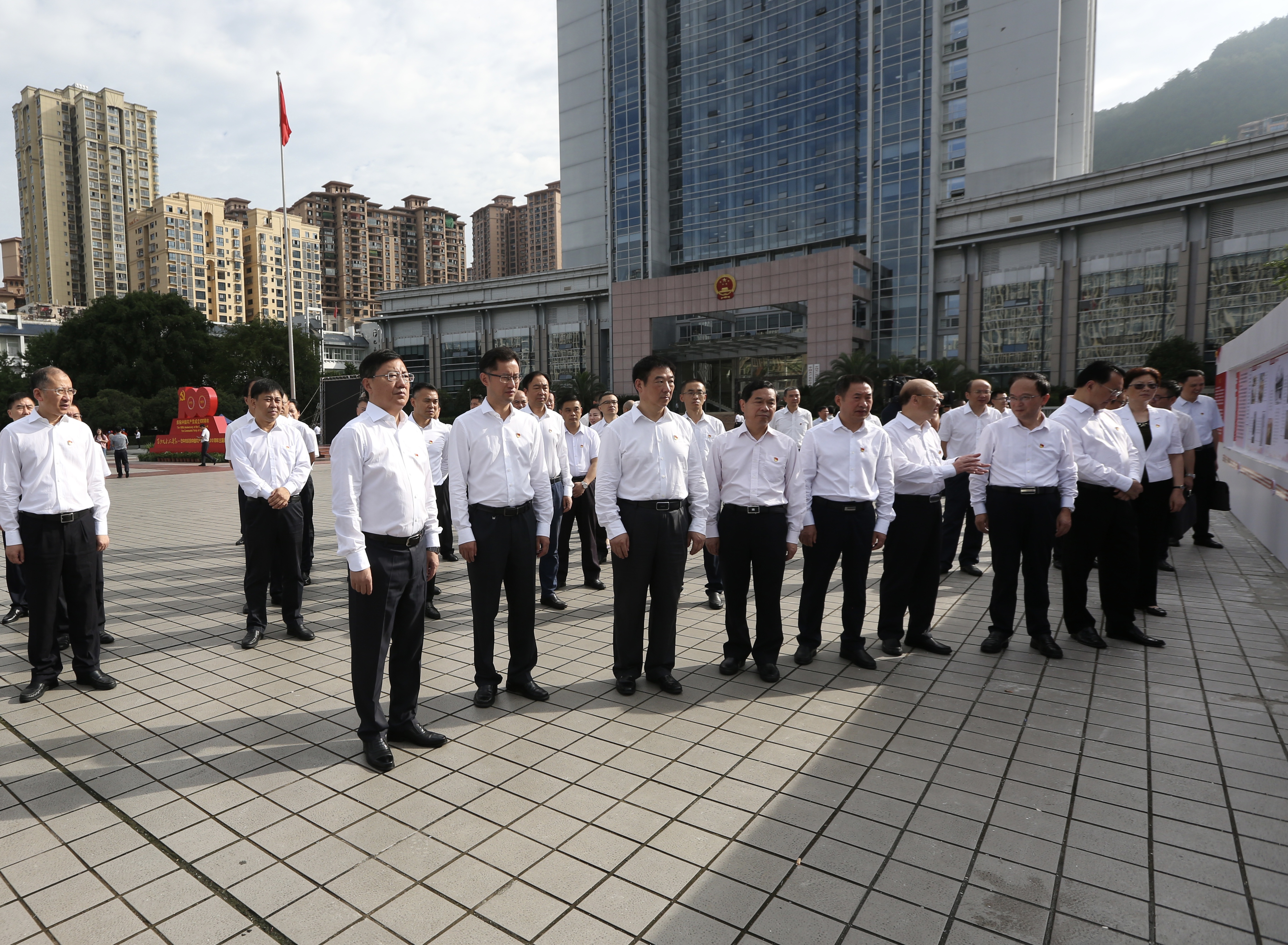 7.1宣教科报送信息“巴山儿女心向党—巴中市庆祝中国共产党成立100周年主题展览”开展